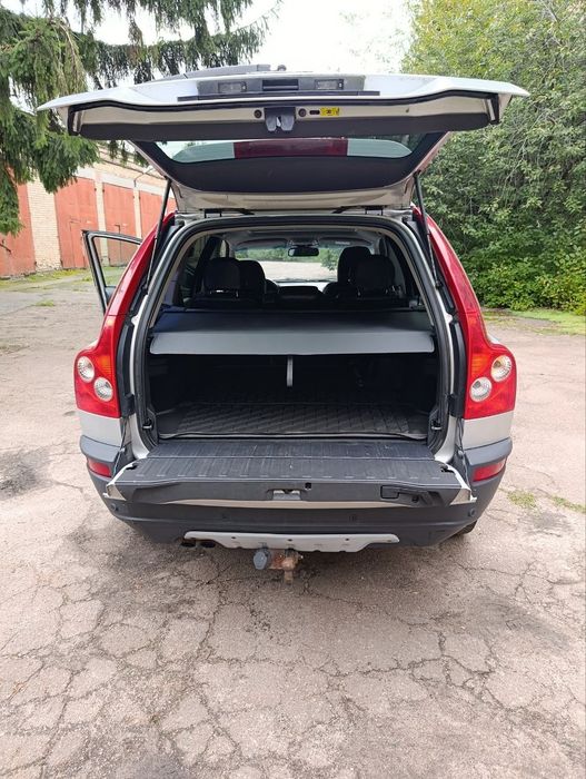 Продам Volvo CX90