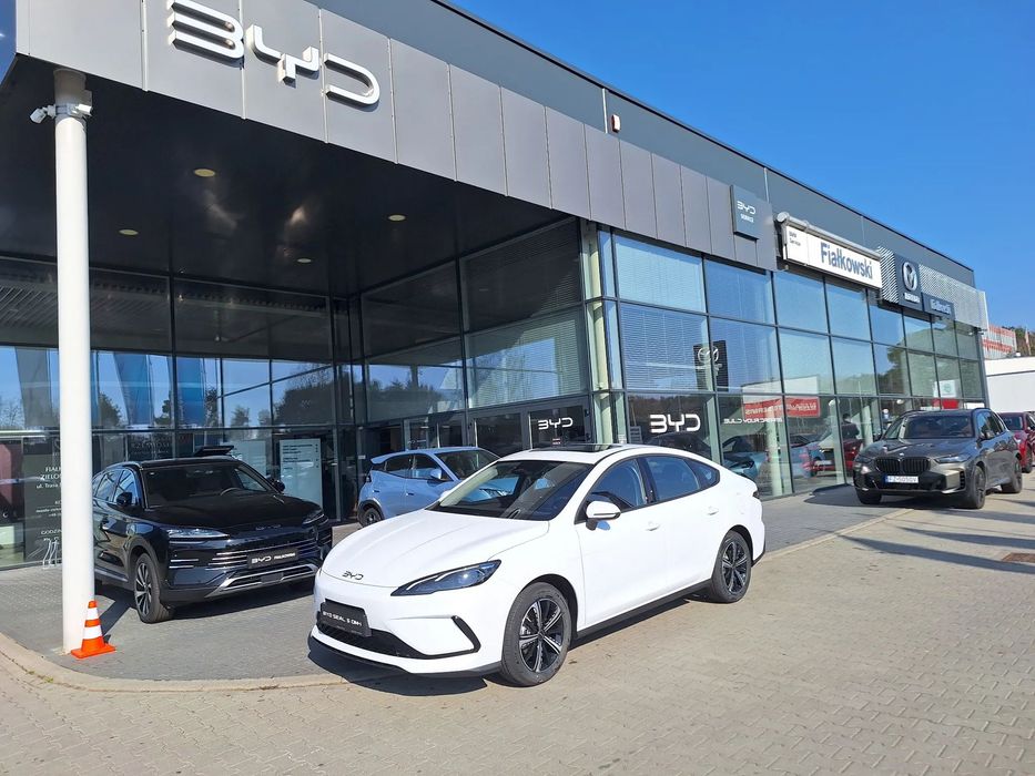 BYD Seal 5 BYD SEAL 5 DMi 212 KM Plug-in wersja Comfort