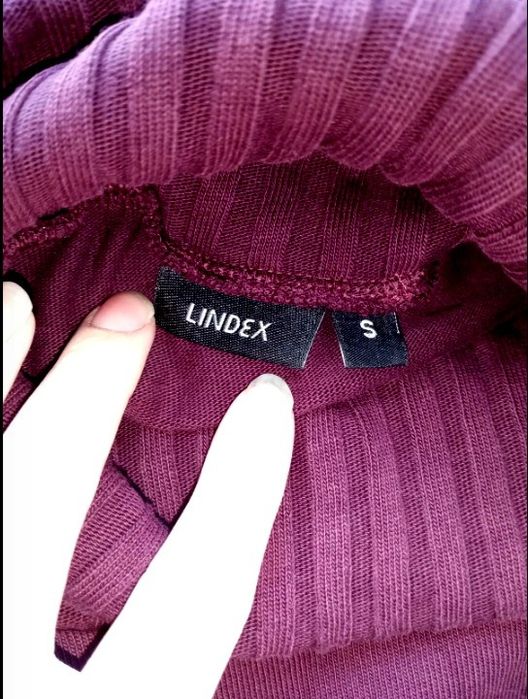 Sweter długi fioletowy z golfem Lindex
