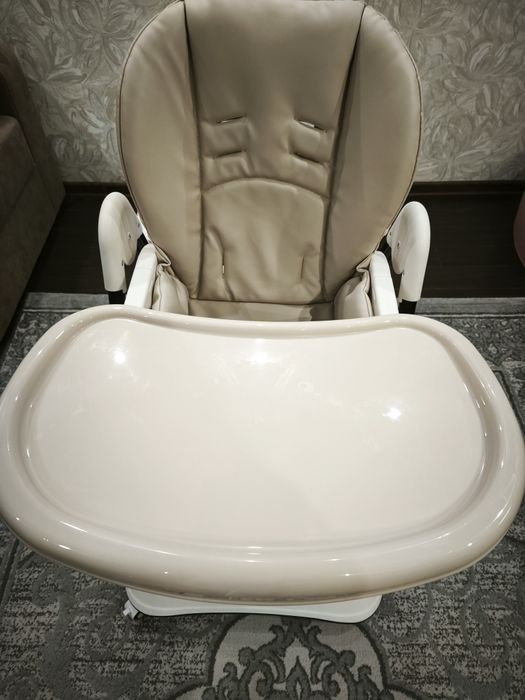 СУПЕР стійкий стільчик столик для годування Carrello Stella CRL-9503