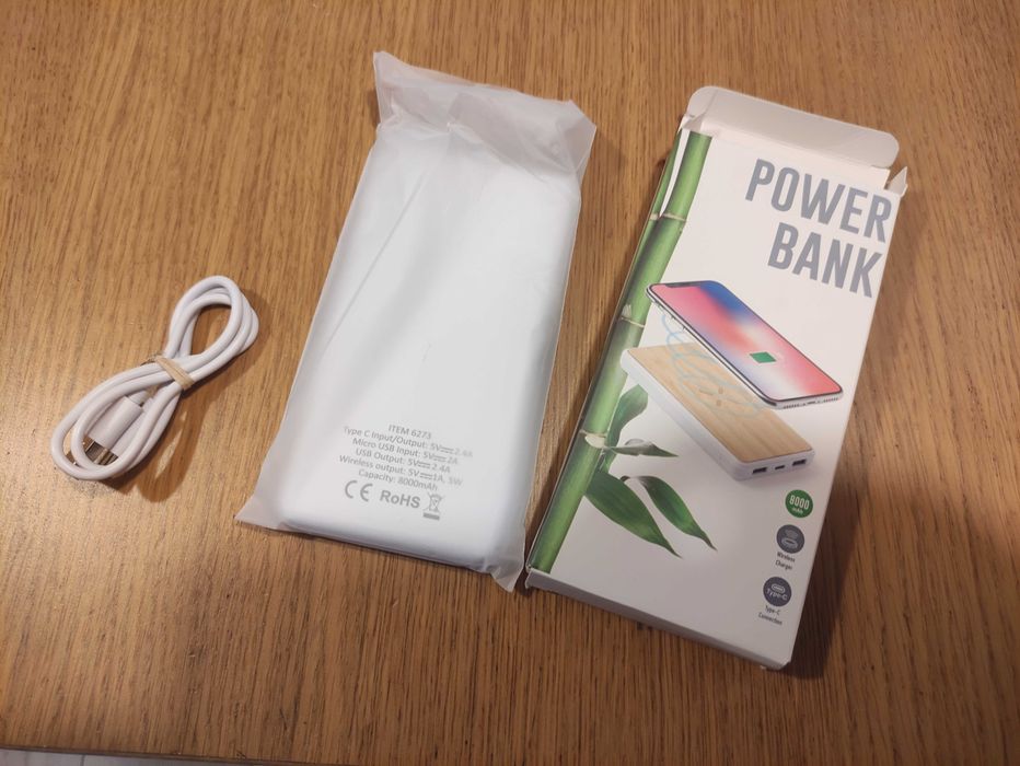 Power Bank item 6273 Nowy 8000 mah