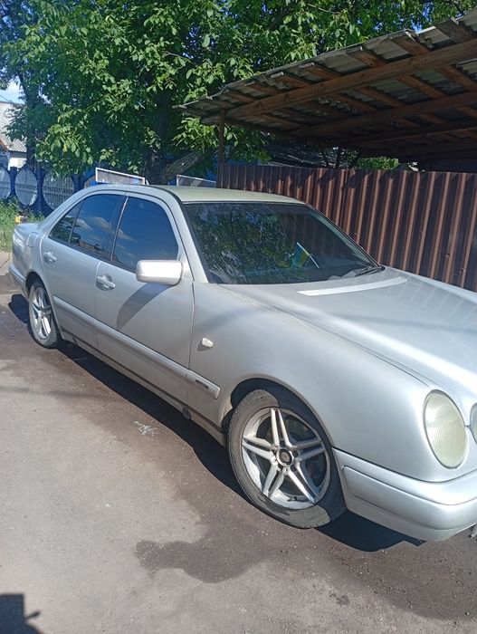 Продам Mercedes w210