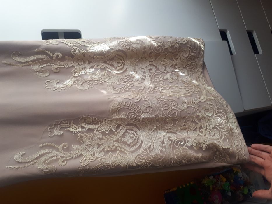 Elegancka sukienka
