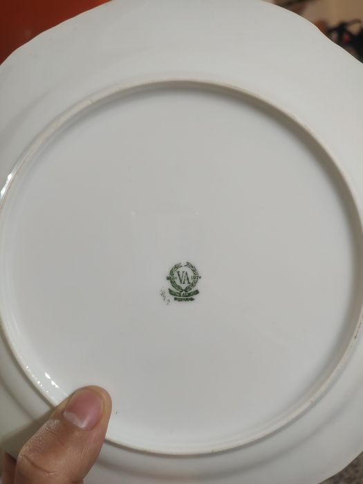 Jogo com 12 pratos vista alegre