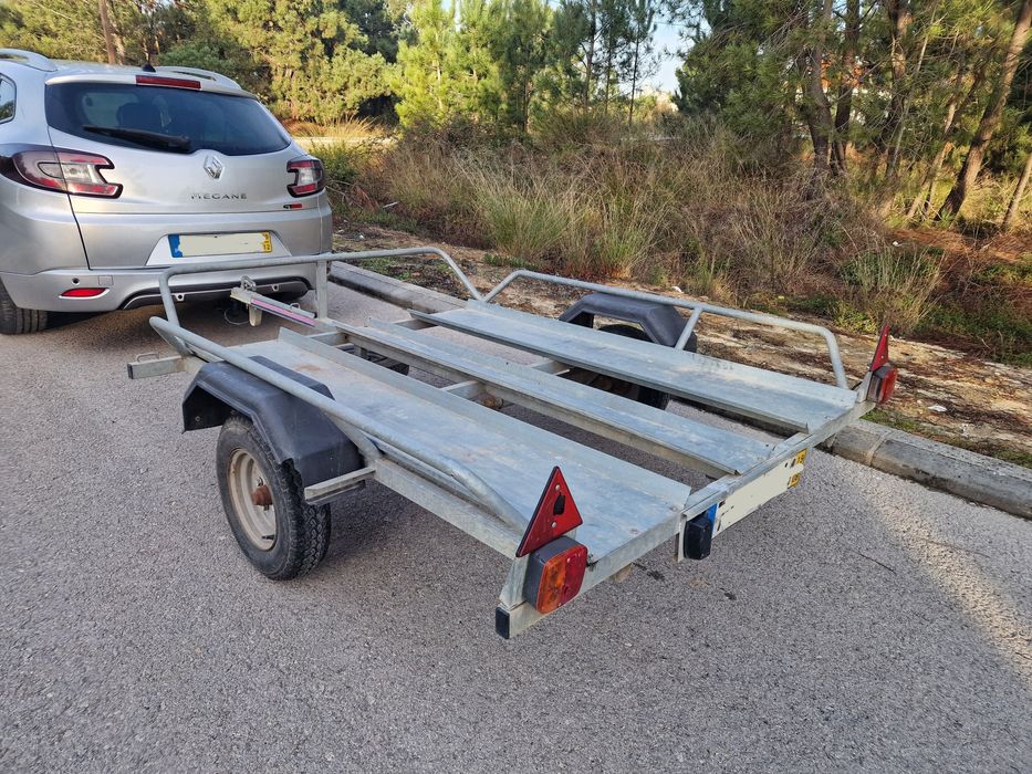 Atrelado Toniauto moto.moto4