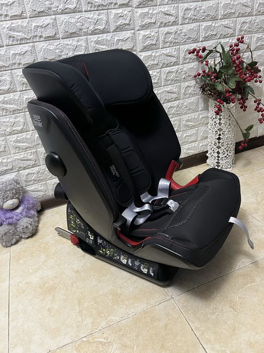 Автокрісло Britax Romer ADVANSAFIX IV R Група 1/2/3 (9-36кг) брітакс