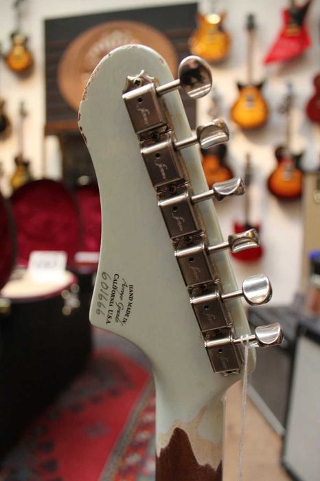 Fano GF6 with Throbak pickups