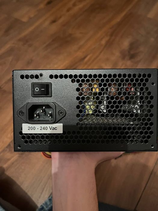 Блок питания Aerocool VX-700