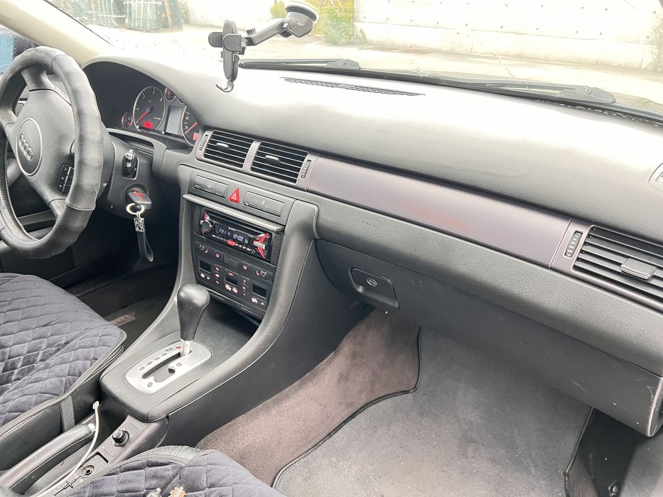 Audi A6 2004 2.5 Avant