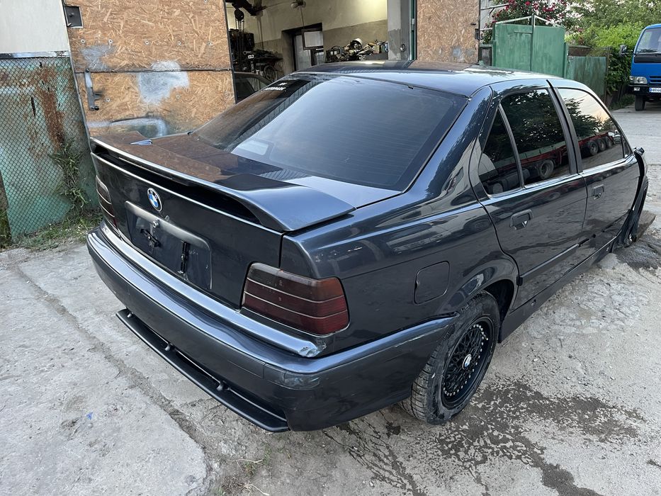 BMW е36 двери козовные елементы