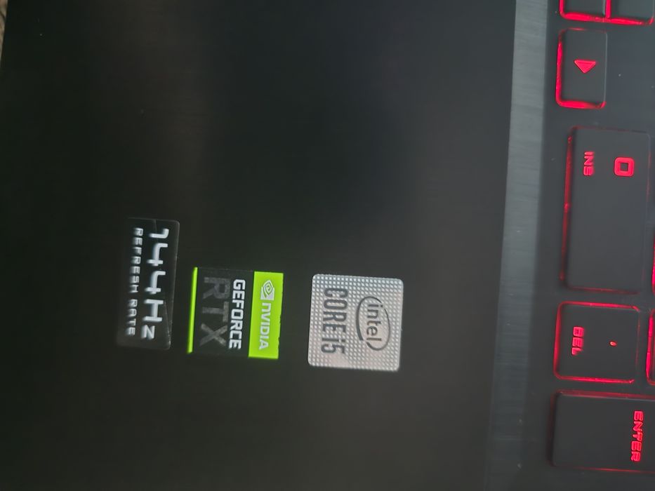 HP Omen17  i5 RTX2070 polecam!