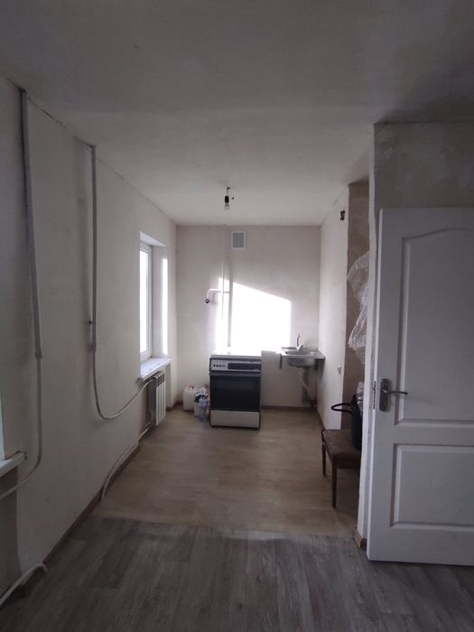 Продаж. Невелика, але своя. 1 кімнатна на ЛАСТІВЦІ, Дніпршосе