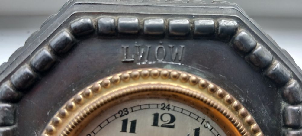 Przedwojenny polski zegar skarbonka z miasta Lwów - biały kruk. .