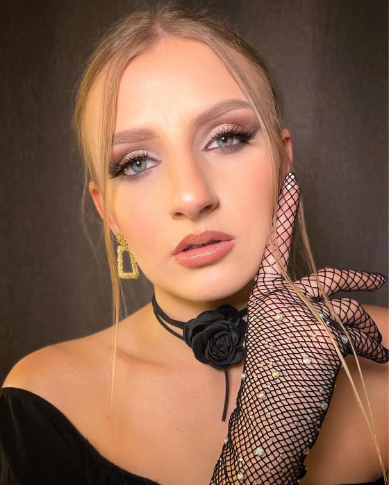 Makijaż okolicznościowy wieczorowy ślubny z dojazdem rzęsy brwi