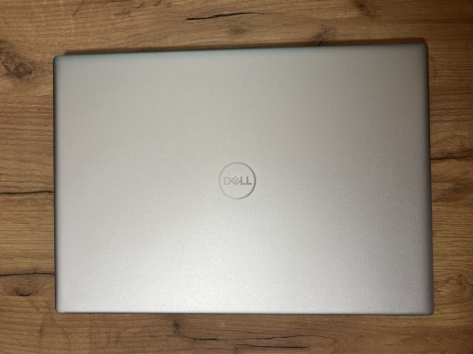 Dell Inspiron 16 Plus 7630 i7-13700H
32GB DDR5