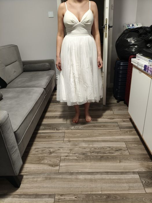 Biała sukienka ślubna