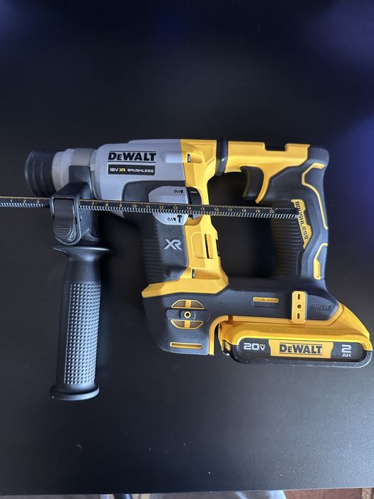 Комплект, перфоратор Dewalt dch172 і акб dcb203