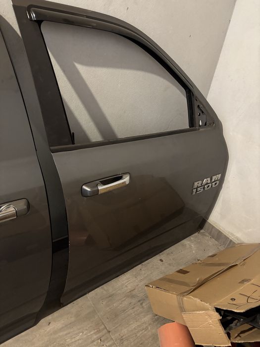 dodge ram drzwi koła most przekładnia fotele deska maska