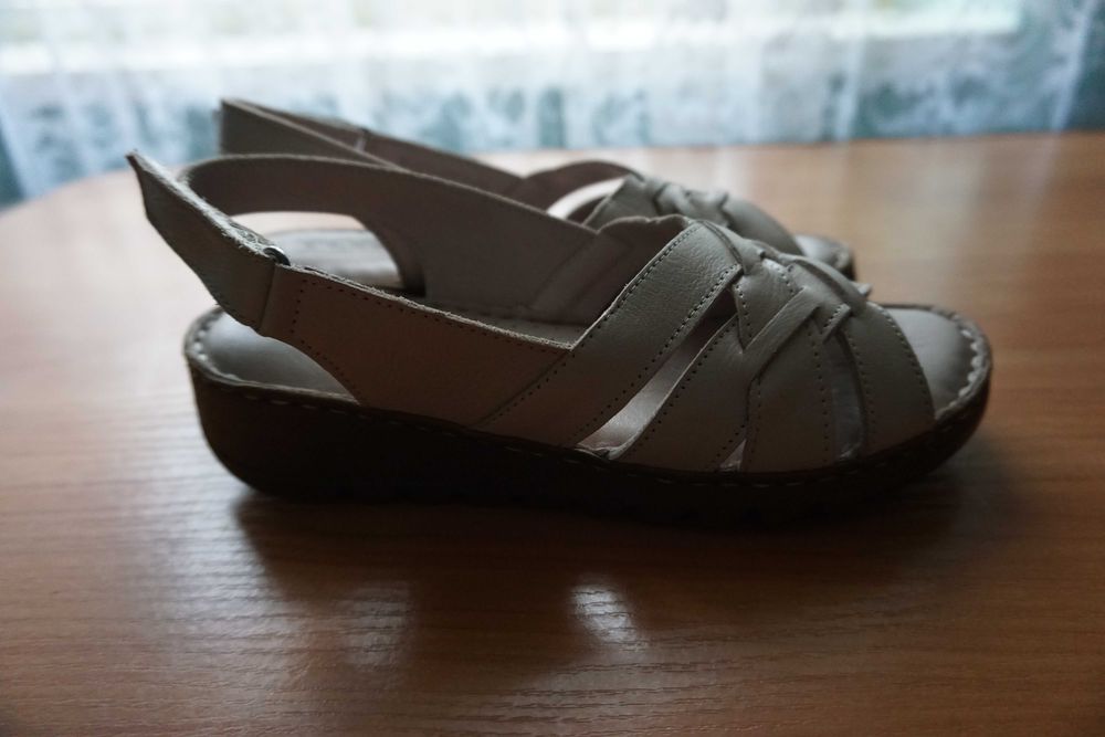 Босоножки женские кожаные, пр-во Турция, 36 размер, Phany