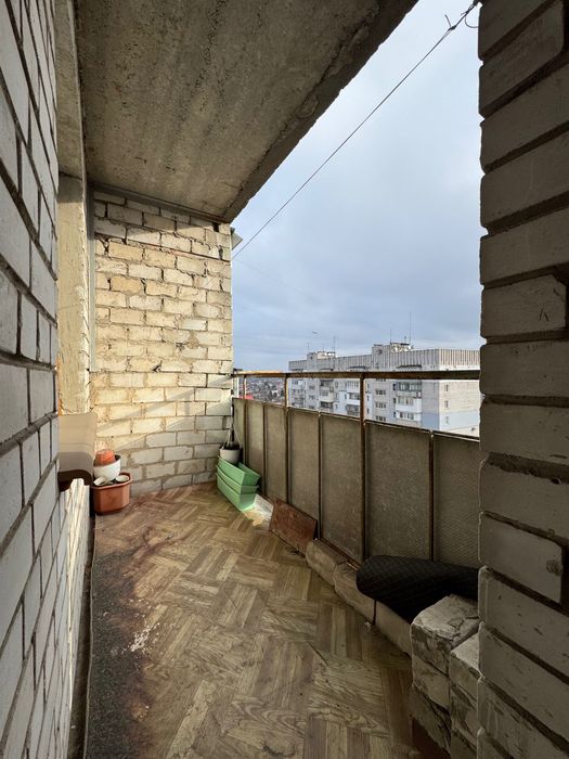 Снимите двухкомнатную квартиру на улице Василя Макухи, район Образцова