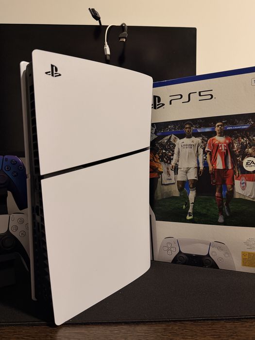 Playstation 5 - 2 comandos - Fifa 26