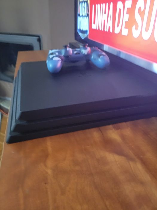 Ps4  Pro usada em bom estado