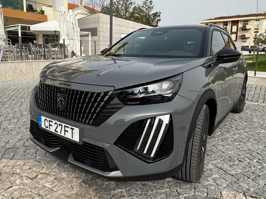 Peugeot e-2008 54 kWh GT