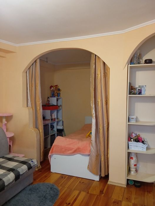 Продам 1 кім квартиру  пров Червоний
