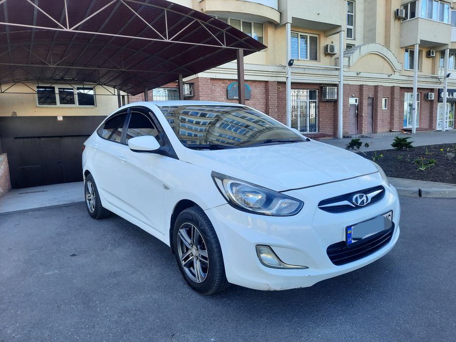 Продам Hyundai Accent 1.4 газ/бенз