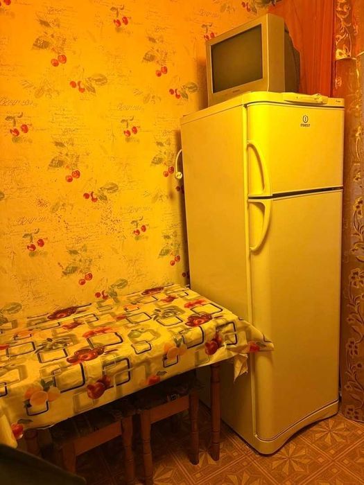 Продам 2 кім. кв. метро Студентська просп. Тракторобудівників, Урбан-парк LT