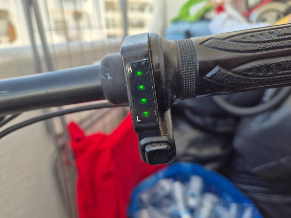 Bicicleta eléctrica ( le o anúncio)