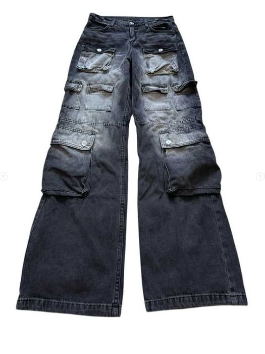 multi cargo jeans
