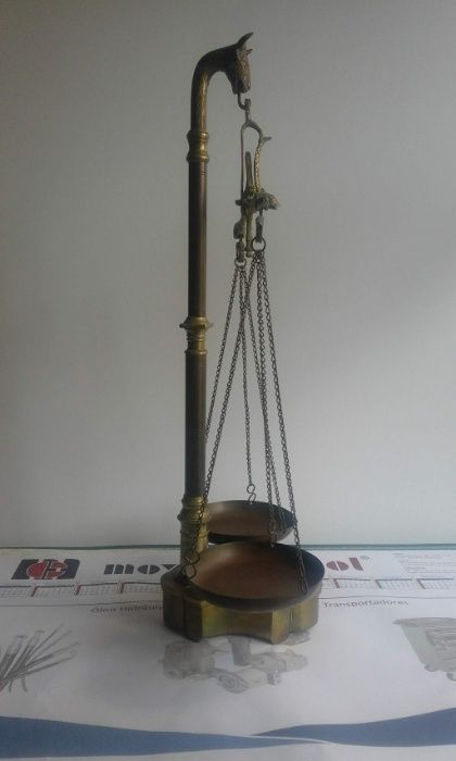Canivetes c/ publicidade, Balança de Bronze