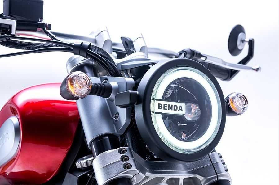 Мотоцикл BENDA Chinchilla V300