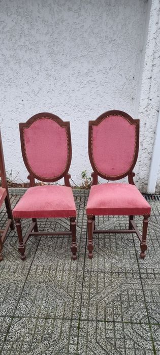 6 Cadeiras de Veludo Vermelho