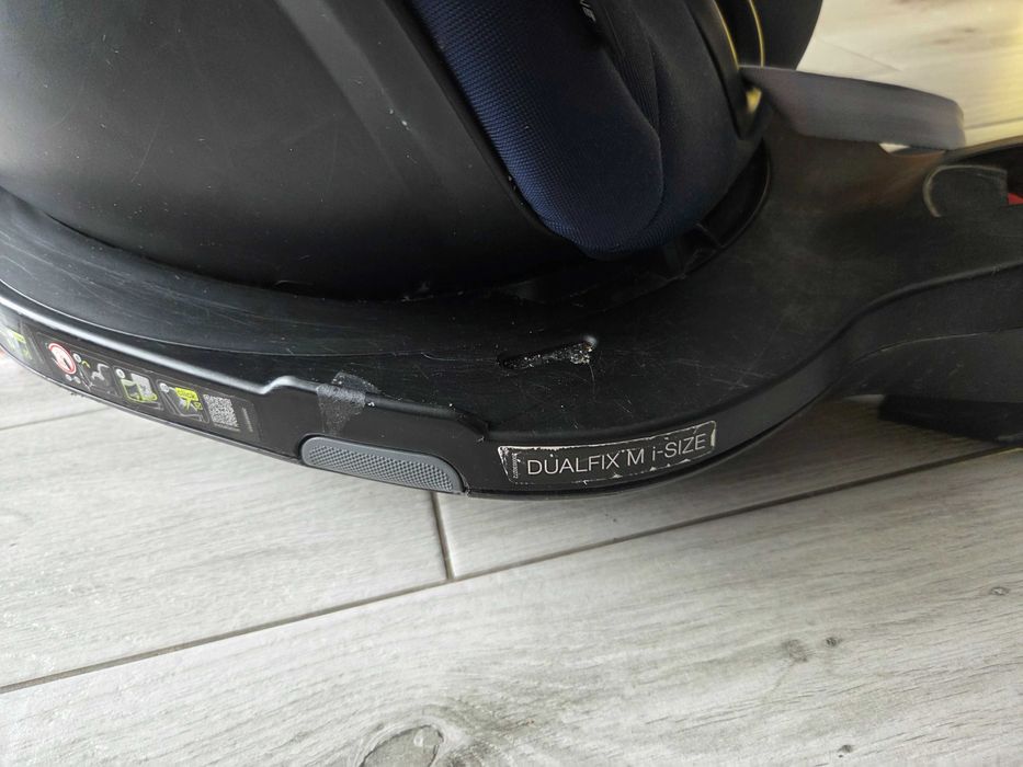 Fotelik samochodowy Britax Romer Dual fix M i size