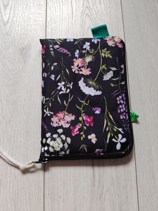 Etui pokrowiec na czytnik ebooków