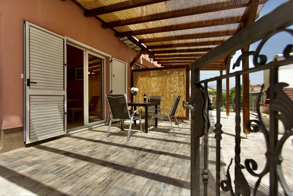 Mieszkanie wakacyjne Chorwacjs, Split/Trogir, plaza 100m,taras