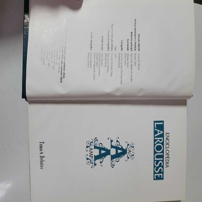 Enciclopédia Larousse