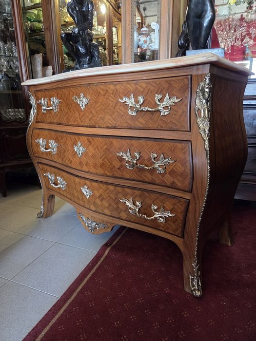 Fabulosa comoda Luis xv