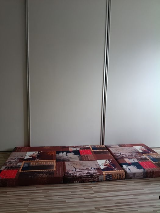 Materac turystyczny składany 195x80x9