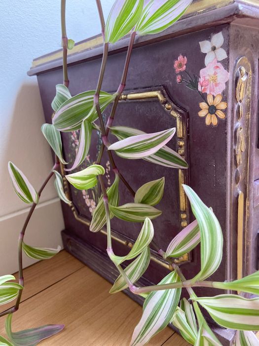 Mesinha de cabeceira