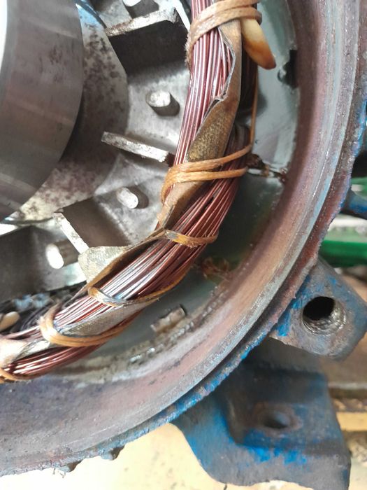 продам электро двигатель 5.5квт.960 об.