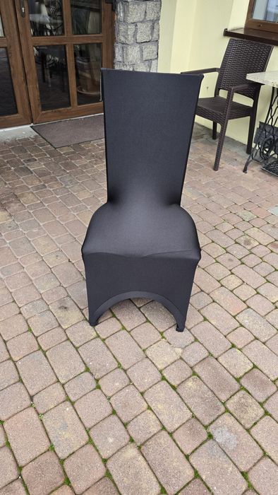 Krzesła bankietowe wraz z pokrowcami