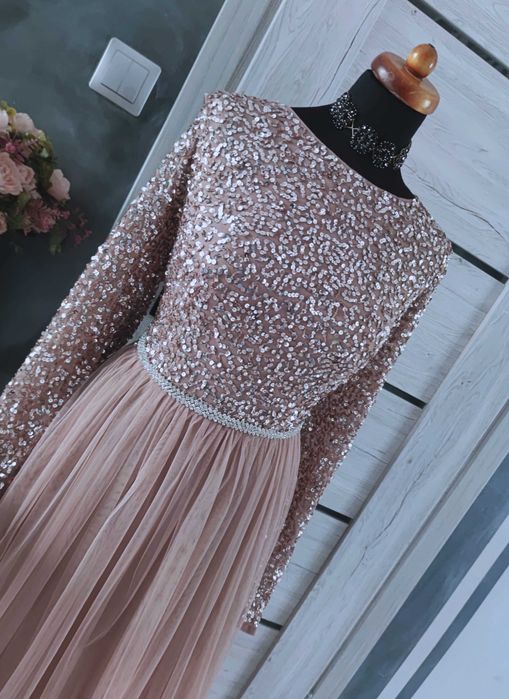 długa suknia wieczorowa z cekinami rozmiar xl 42 sylwestra studniówkę