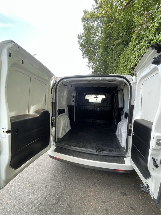 Fiat doblo 1.6 muito estimada