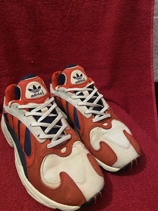 Мужские крассовки размер 44