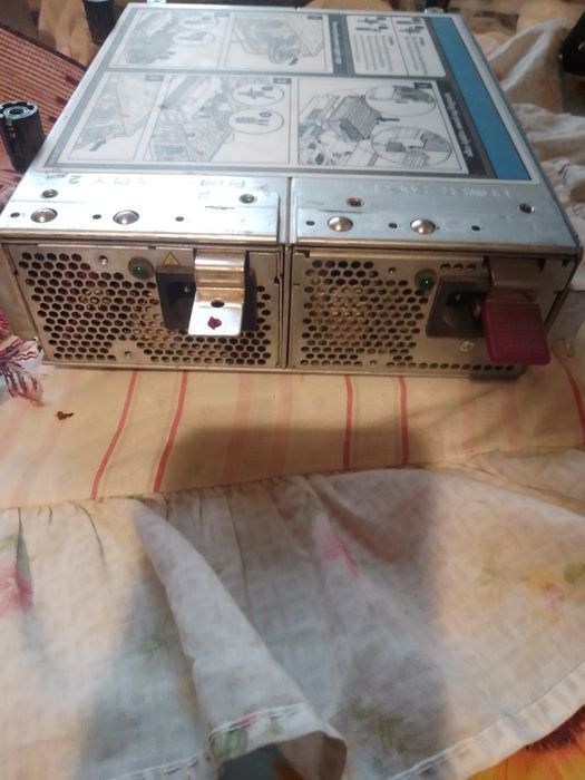 Карзина питания HP ProLiant(Power Supply Cage)+ 2 блока питания . Б/у. Цена500гр.