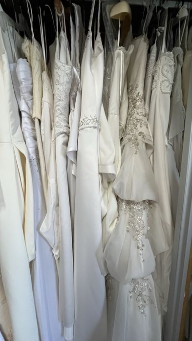 Lote 60 vestidos de Noiva