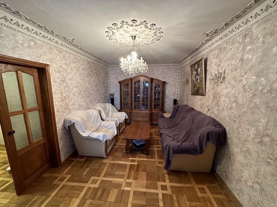 Продам 4 ком Центр ЦУМ Сертификат Євідновлення